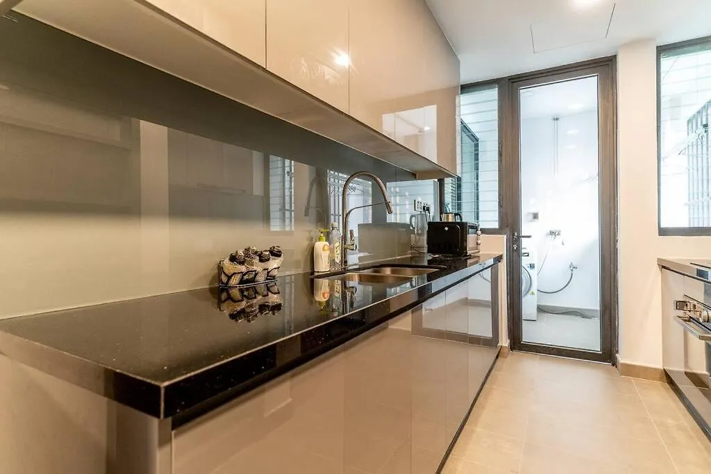 Luxury Living In The Heart Of D1/3Br/Infinity Pool Apartment Ho Chi Minh City